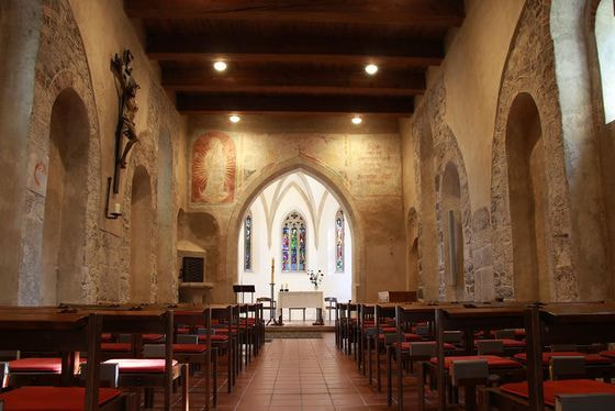 Innenansicht der Martinskirche am Linzer Römerberg