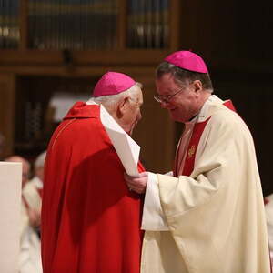 Festmesse zum 85. Geburtstag von Bischof em. Maximilian Aichern im Linzer Mariendom | 26.12.2017