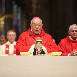 Festmesse zum 85. Geburtstag von Bischof em. Maximilian Aichern im Linzer Mariendom | 26.12.2017