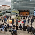 Multireligiöse Corona-Gedenkfeier am Maindeck des AEC in Linz